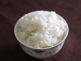 胃不好平时吃馍馍还是米饭？养胃吃馍还是吃米好？